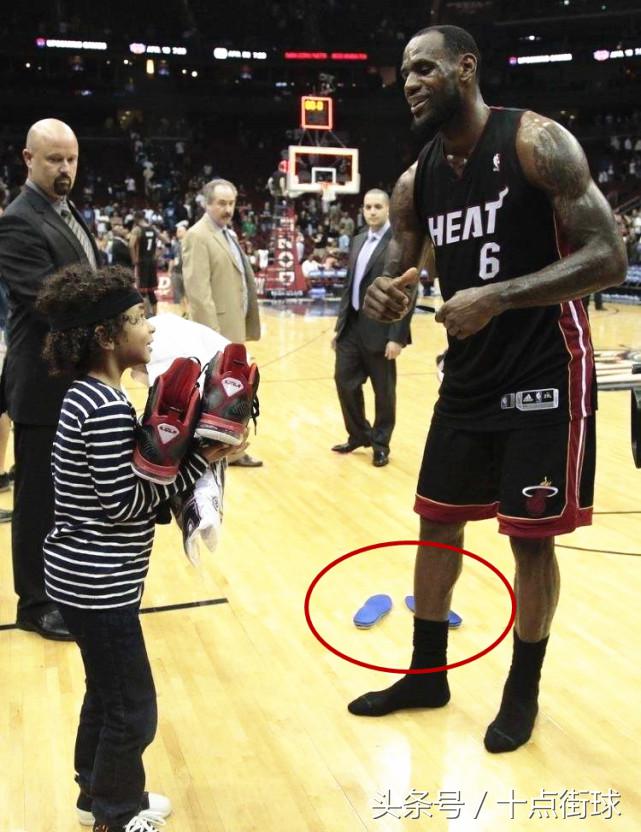 nba球鞋鞋垫都有哪些黑科技（詹姆斯：球鞋可以送，鞋垫绝不行，这可是价值百万的黑科技！）