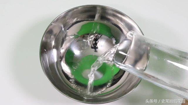 教你用瓜尔胶粉制作假水泥，Q弹光滑还不粘手，看完秒懂！