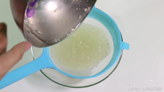 教你用瓜尔胶粉制作假水泥，Q弹光滑还不粘手，看完秒懂！