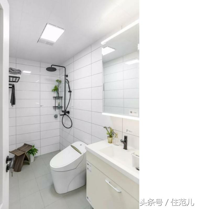 卫生间五彩缤纷的盆，家里乱七八糟的线要怎么变美？