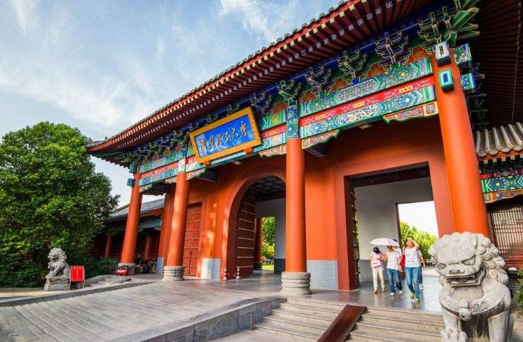 河南这两所重点大学实力很强，录取分数线却比较低！