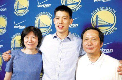 nba眉毛重的有哪些(身高暴涨！浓眉哥进联盟还长2.5厘米，1人涨23CM获1亿合同)