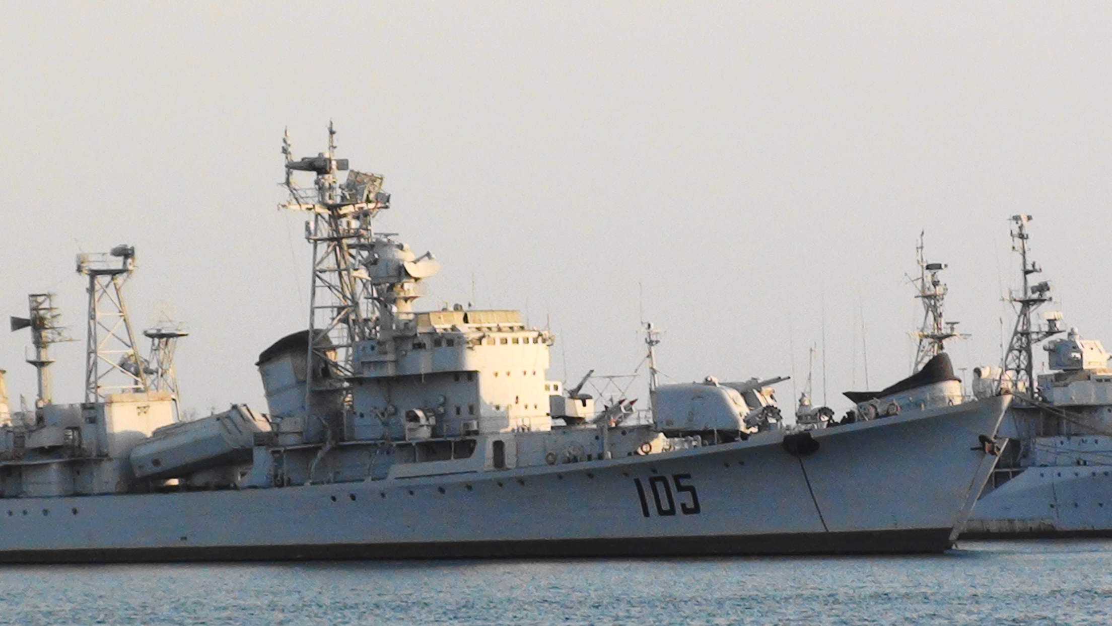 舰艇资料库 之 济南号驱逐舰