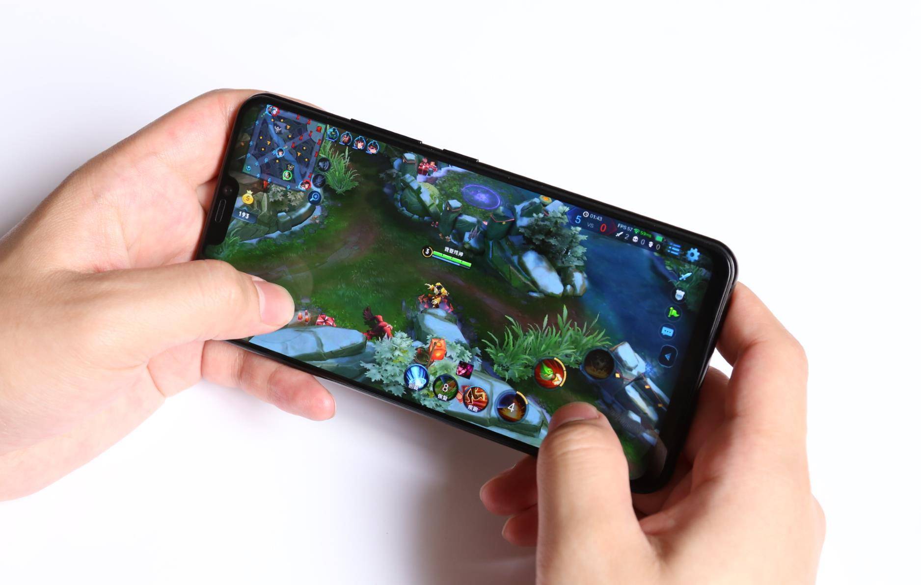 维沃x212018世界杯(vivo x21屏幕指纹手机玩游戏怎么样?