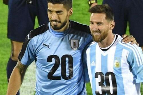 乌拉圭巴拉圭世界杯(乌拉圭联手阿根廷巴拉圭申办百年世界杯，中国距离申办还有多远)