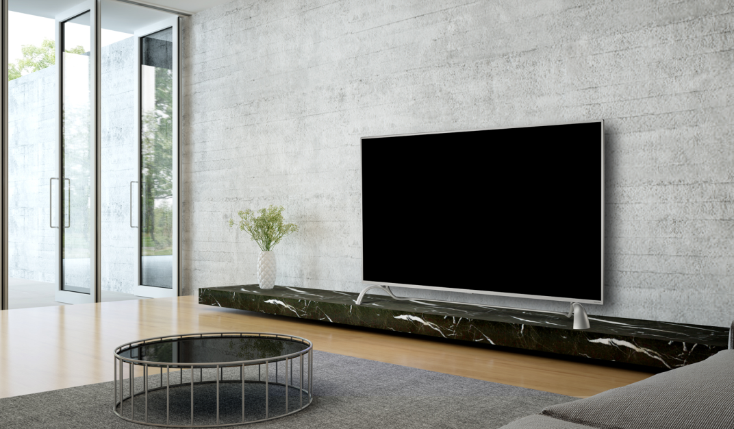 如何在智能电视上安装应用？