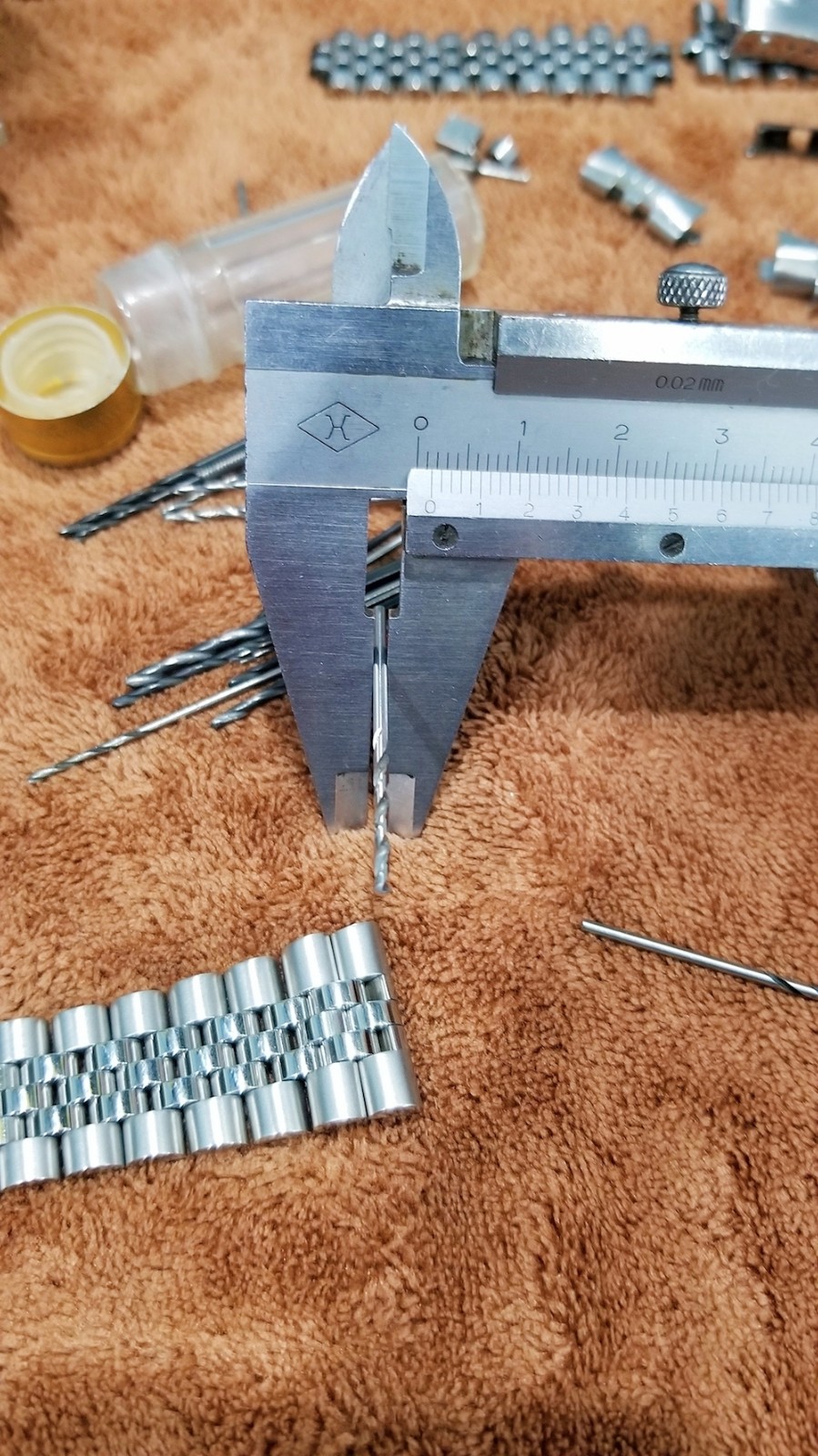 劳力士最新红蓝圈GMT同款!手把手教你自己动手换五珠链!