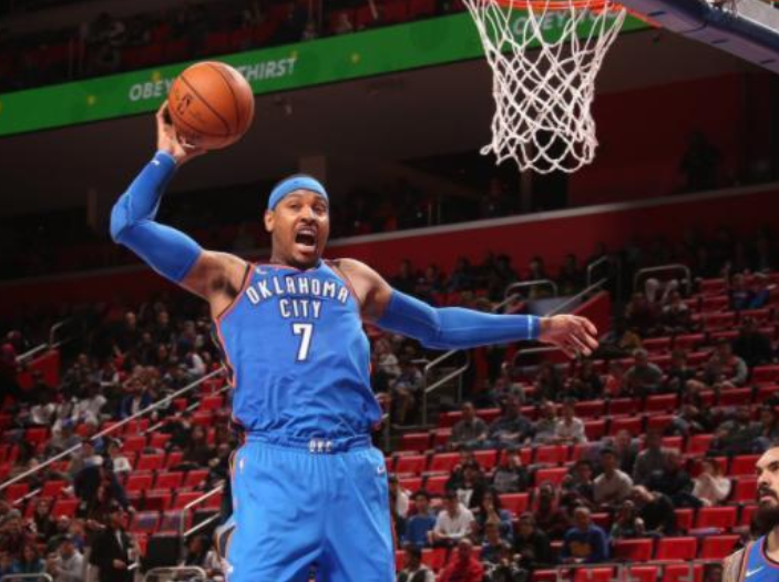 为什么nba鞋垫不送（NBA球员一套装备多少钱？宁可送鞋绝不送鞋垫，带的面具简直天价）-趣拿体育