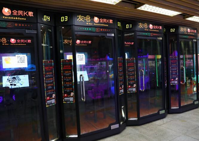 为了2平米的玻璃房子，这家公司把所有竞争者告上法庭