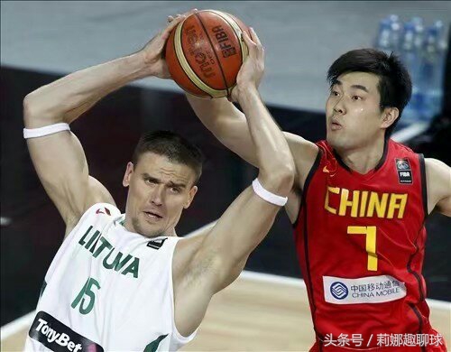 王世鹏为什么去不了nba(年仅36岁并且没受过重大伤病，王仕鹏为何选择退役？)