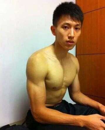 李根cba哪里人（CBA現(xiàn)役7大肌肉男：李根號稱焦作詹姆斯，阿聯(lián)肌肉對抗NBA級別）