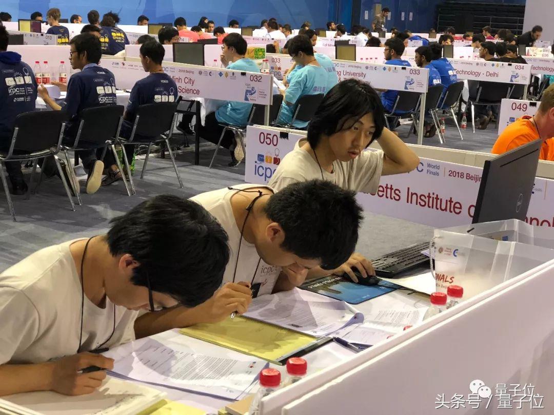 北大主场夺金ACM-ICPC全球总决赛，总教练罗国杰分享背后“秘笈”