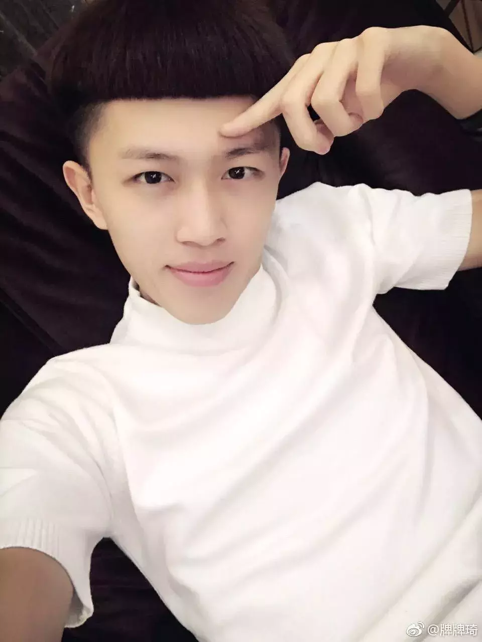 2014年,16岁的李孟琦(牌牌琦真名)就读于哈尔滨铁建