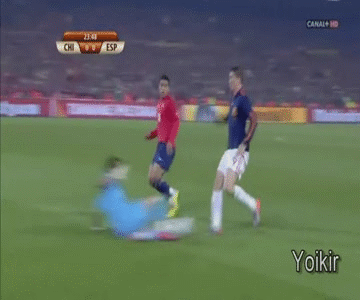 比利亚世界杯吊射（每日忆球｜比利亚制造世界杯最远破门）