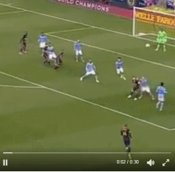 比利亚世界杯吊射（每日忆球｜比利亚制造世界杯最远破门）