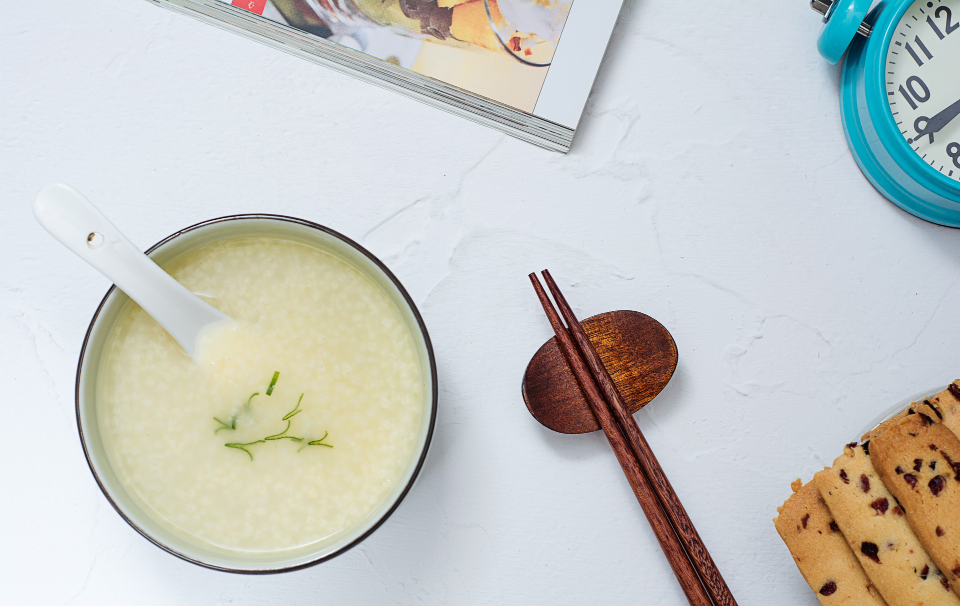 小米粥的做法步骤【图文】_电饭煲小米粥怎么做好吃_美食圈(meishiq.com)