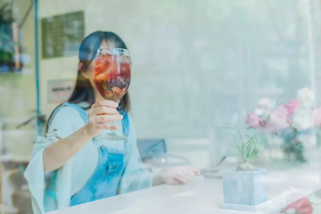 夏天成都人的命都是冰粉给的！外地人来成都必去的七家冰粉店！