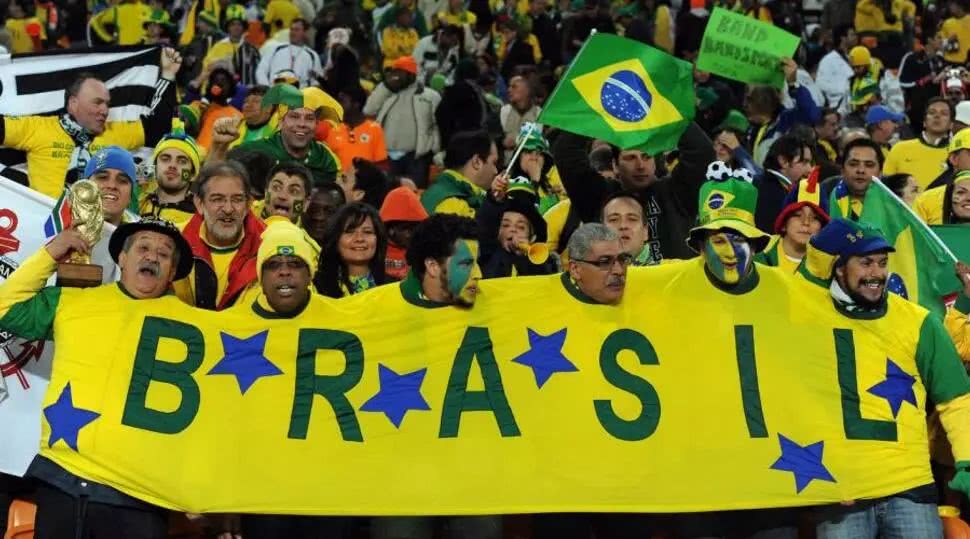 2002年巴西vs比利时(我小时候，巴西队是这么踢球的)