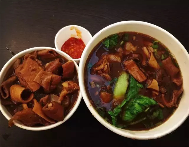 长春街头10家好吃到爆，20元吃到撑的小馆儿！是铁磁我才告诉他！
