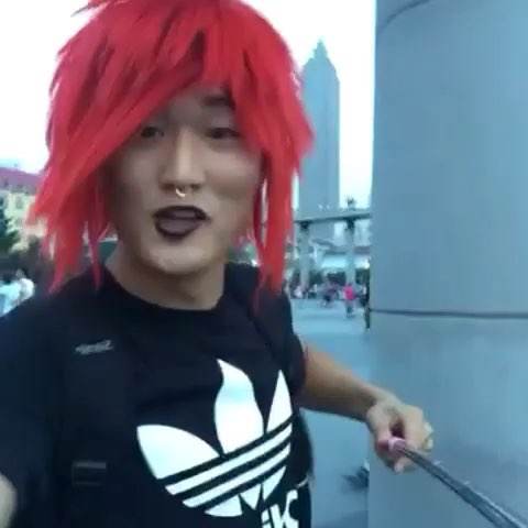 快手紧急封杀纹身、MC：方丈、二驴、高迪大美紧急删作品自保！