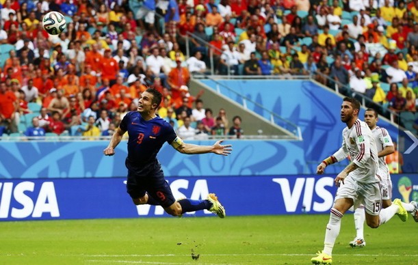 94世界杯为何下午踢（看了这么多年世界杯，为什么我却最怀念94年的那场？）