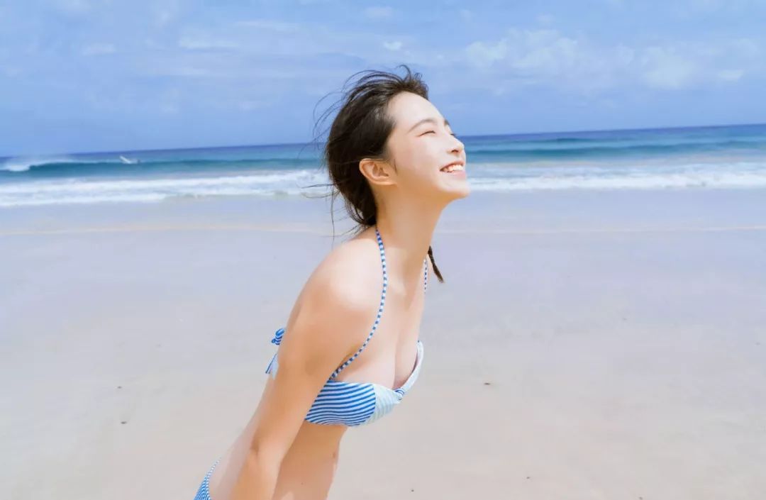 最强海边拍照攻略！去海边这么拍，瞬间好看 100 倍
