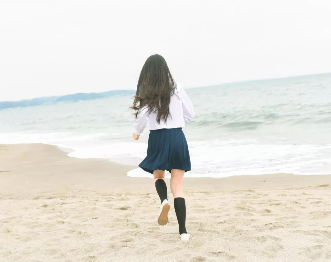 最强海边拍照攻略！去海边这么拍，瞬间好看 100 倍