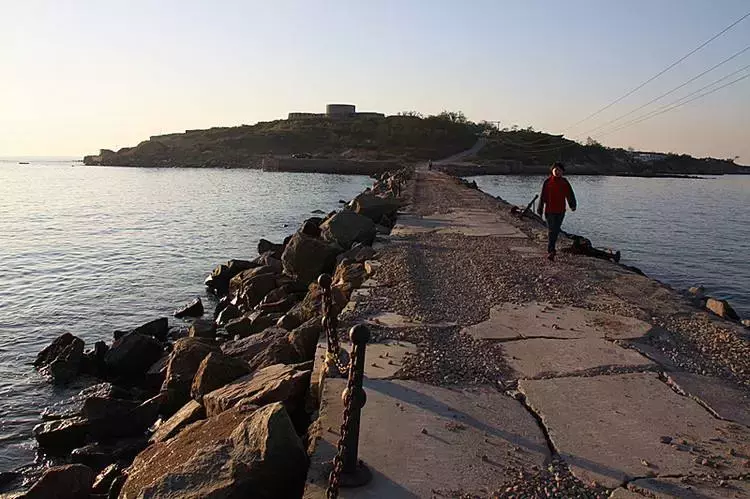 青岛赶海潮汐表查询（青岛市近海潮汐时间表）