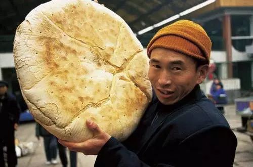军屯锅魁、红糖锅盔、公安锅盔……中国哪里的锅盔最好吃？