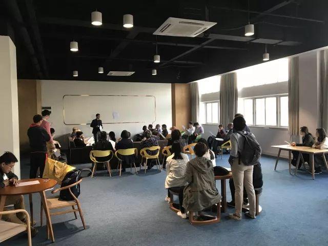 探校-亚加达国际预科：焦虑型家长，的确对“教育”的意义有误解