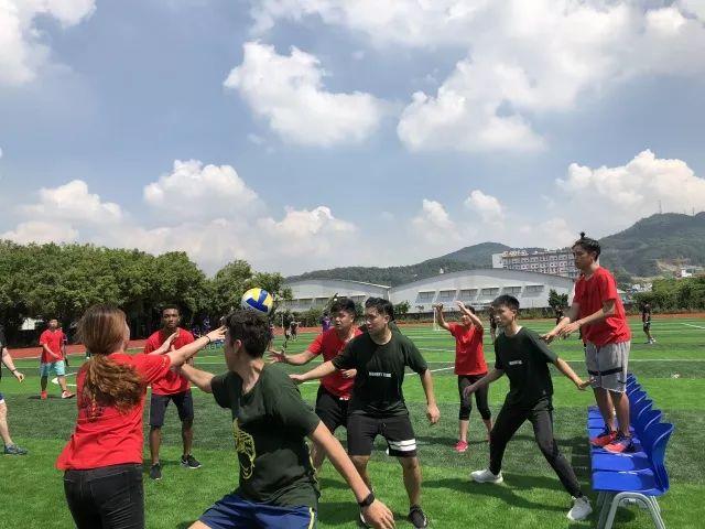 探校-亚加达国际预科：焦虑型家长，的确对“教育”的意义有误解