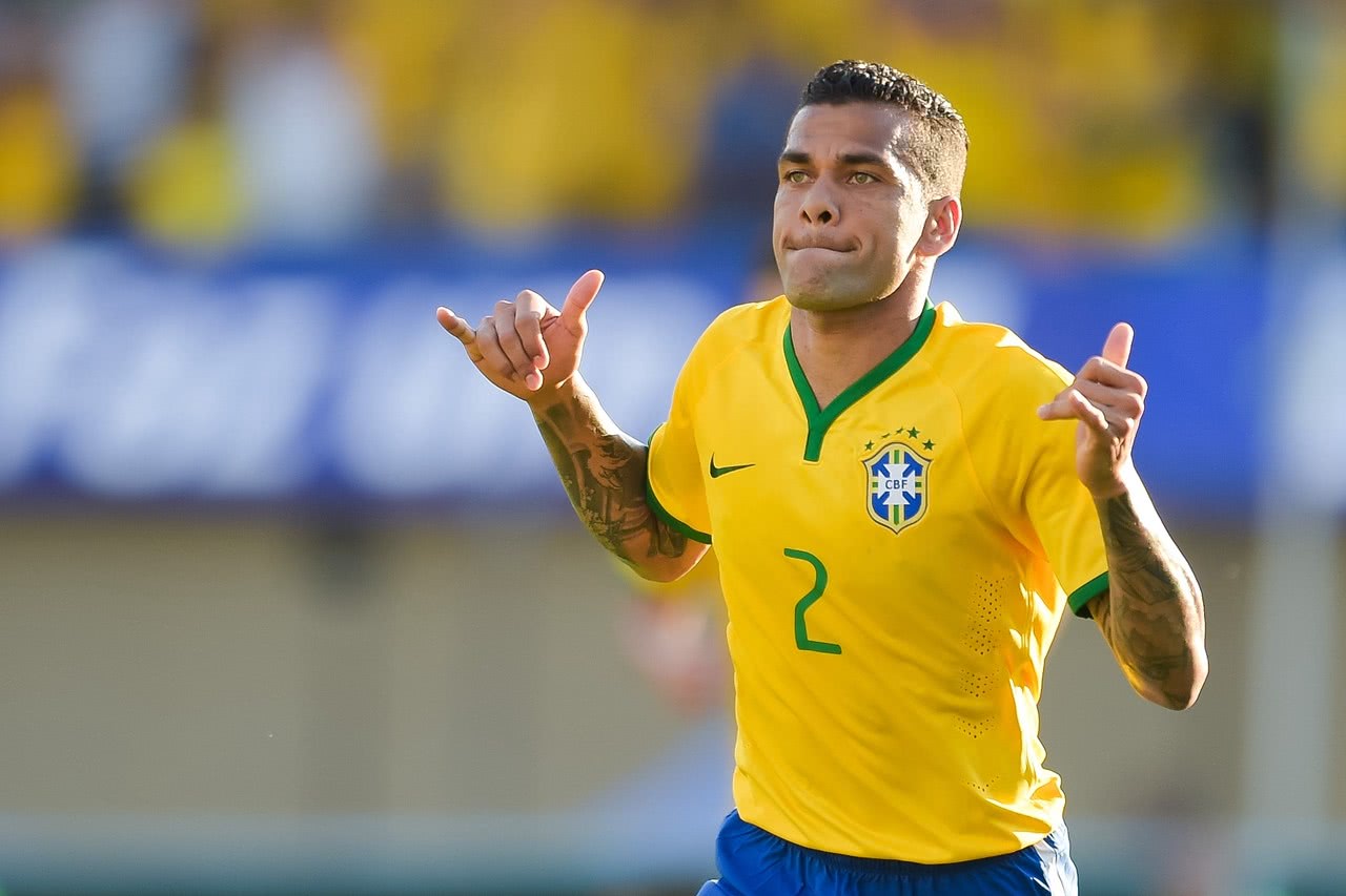 阵容(解读巴西队世界杯23人名单:右后卫优势变短板 内马尔状态定成败)