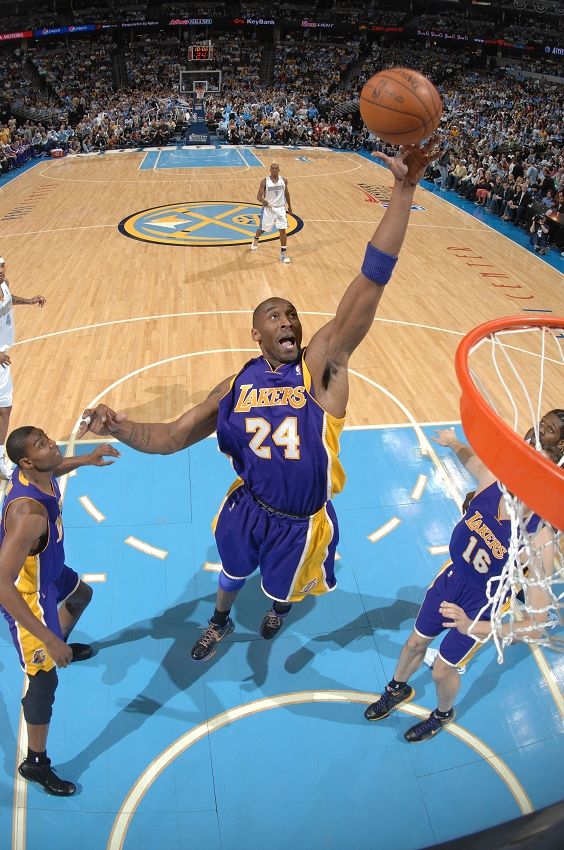 2009年湖人vs掘金g3 科比杀死比赛 阿里扎闪电来袭!