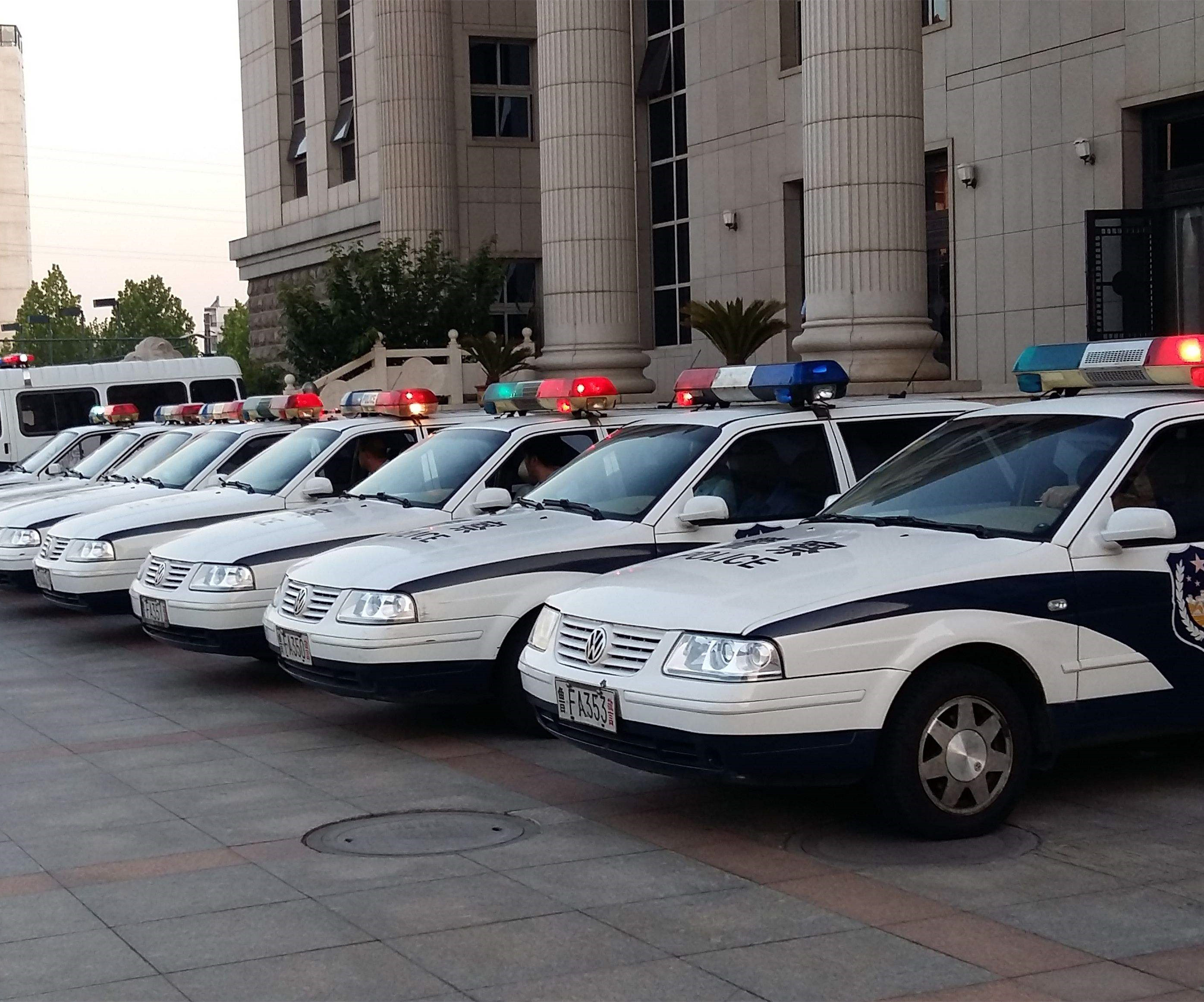 国服第一车黑试驾大众新桑塔纳：简陋的背黑锅之王