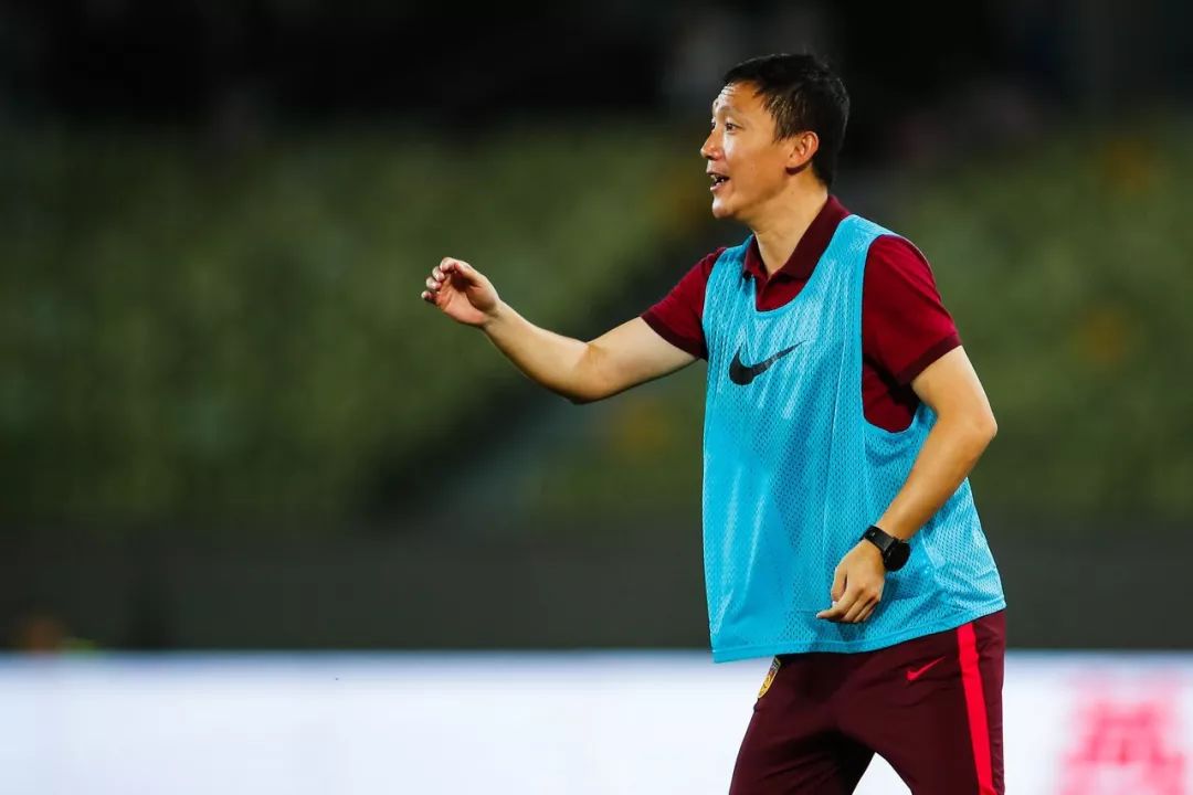 足球刘成卓(江阴四国赛|队长刘成卓点球破门 助中国u-17男足首秀获胜)