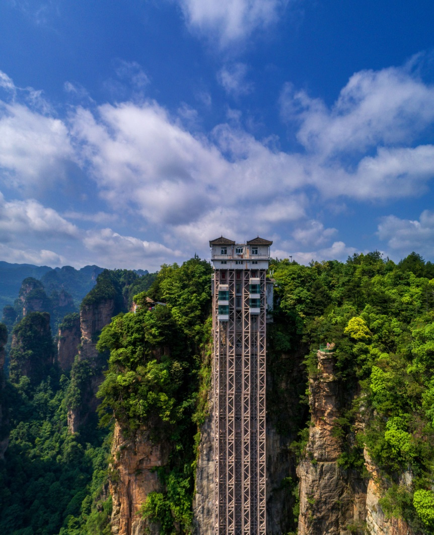 《厉害了我的国》惊艳了世界的人造景观奇迹——百龙天梯