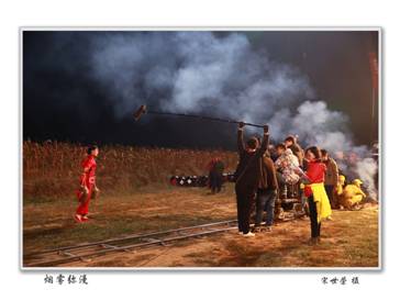 光影留韵高粱红——记茂腔戏曲电影《红高粱》影像集摄影师宋世荣