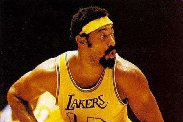 nba為什么有背身五秒犯規(guī)（這些NBA規(guī)則因球員的bug而改變！看看哪些是你不知道的！）