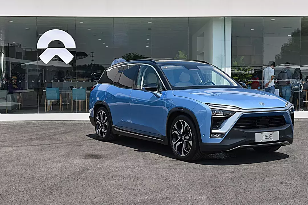 蔚来ES8首发赛道试驾：冲刺漂移暴力虐车，你关心的问题都在这！