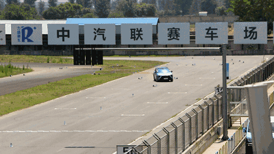 蔚来ES8首发赛道试驾：冲刺漂移暴力虐车，你关心的问题都在这！