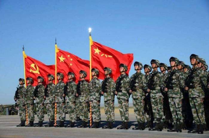 揭秘：谁是中国人民解放军的“三军总长”? 战争中的最高统帅！