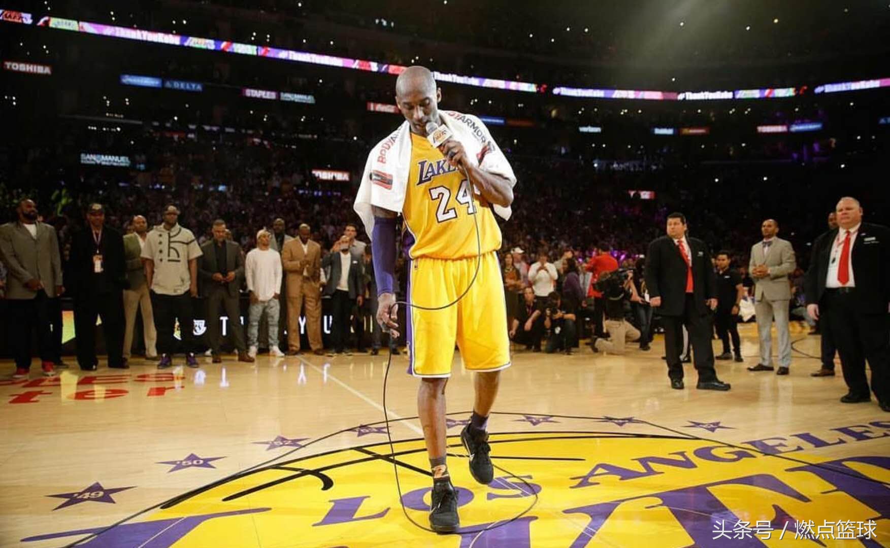 科比的照片科比的照片霸气（关于科比，你可能不知道的24张经典照片，涵盖他整个生涯）