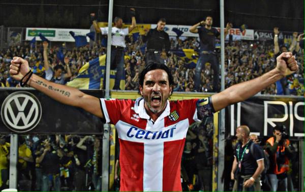 意甲20132014积分榜（三年从意丁升到意甲，这是帕尔马奇迹背后的忠诚传奇）