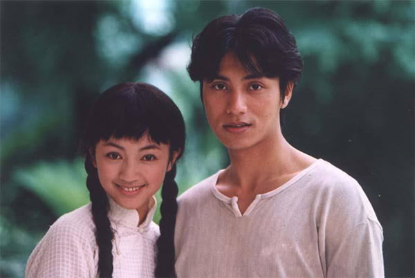 17年前的这部民国爱情剧,陈坤周迅主演,结局主角团灭太悲惨了!