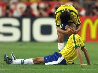 98年世界杯决赛外星人突然失常，法国队首夺冠军