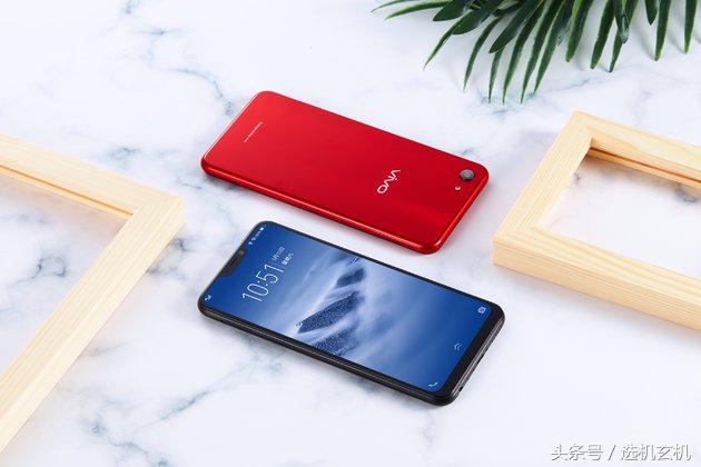 vivo y83:刘海屏,首发联发科p22,售价1498元!