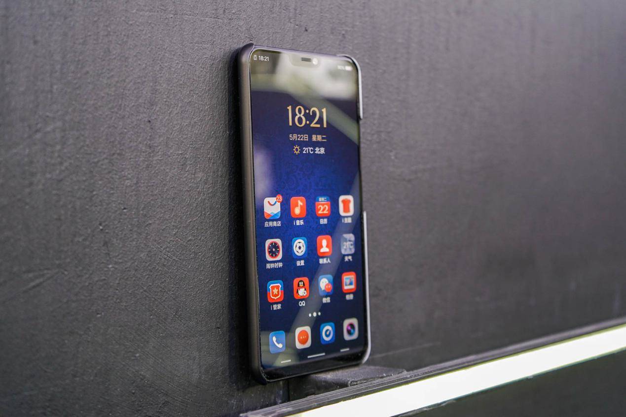vivoz21世界杯（情懷售價3698元，vivo X21世界杯非凡版現場上手快評）