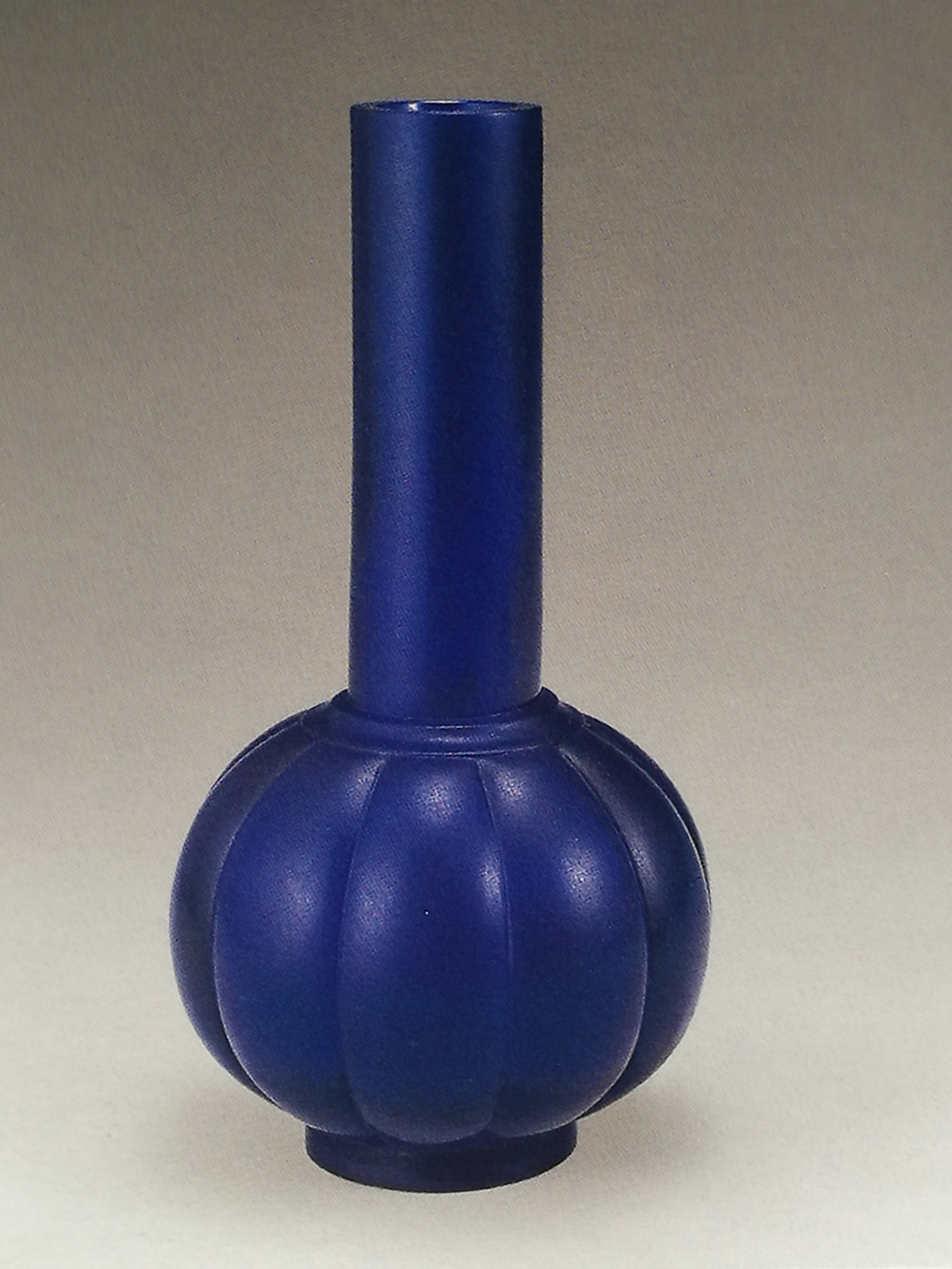 玻璃的传奇——赏心悦目的清代琉璃器皿大赏(男士手串一般几个珠子