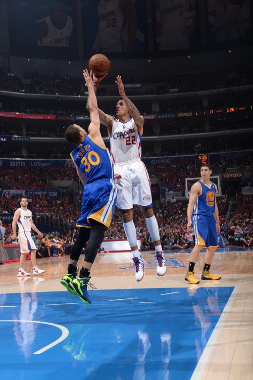 快船vs勇士视频直播（经典：2014年勇士VS快船G2 库里对决保罗 勇士战快船！含录像）