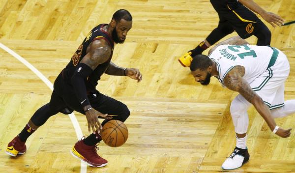 波士顿凯尔特人队（凯尔特人拿下“天王山”！波士顿就是詹姆斯过不去的坎）-趣拿体育